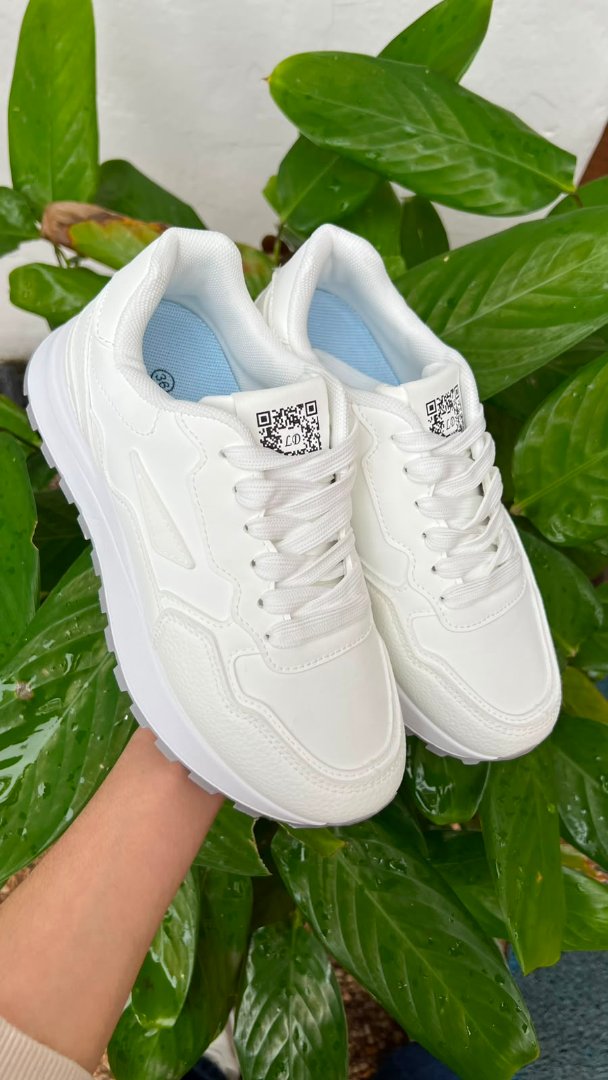 Sneaker A52938 White