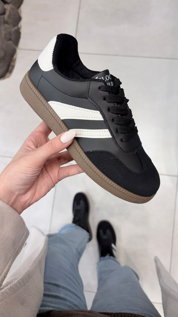 Sneaker YF146 Black/White